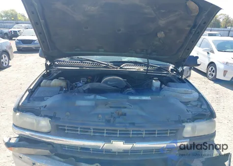 2001 Chevrolet Silverado 1500 from USA, damaged, VIN 2GCEC19V011229236